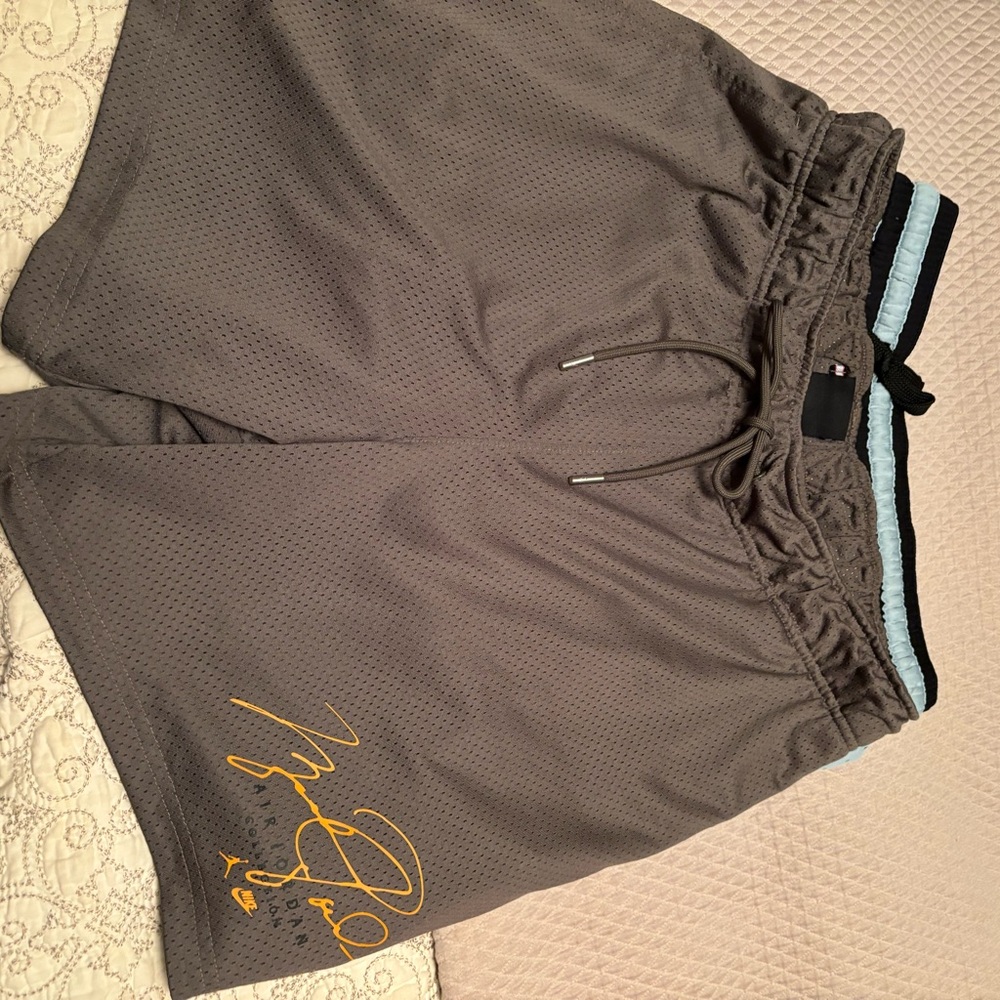 Jordan shorts - Picture 2 of 7